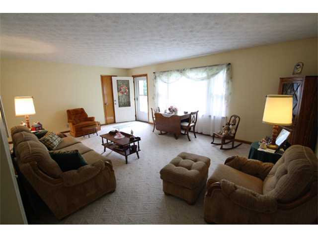 5990 Coonpath Road Northwest Carroll, OH 43112 - Photo 4 of 13