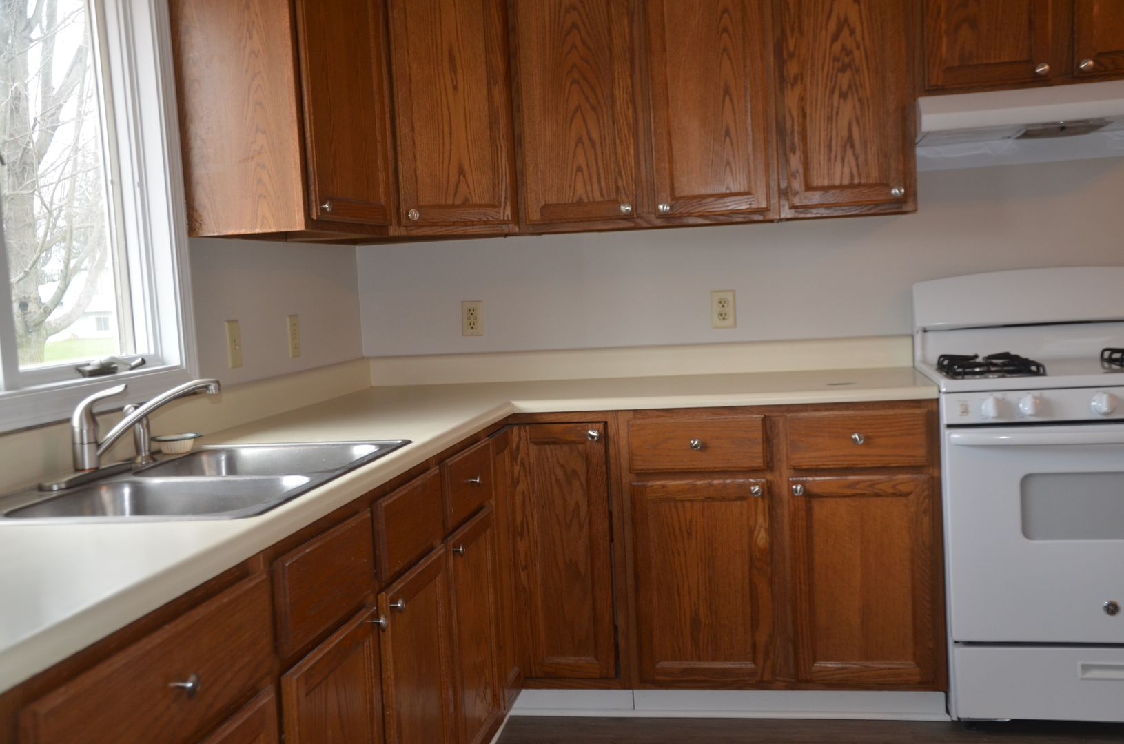 2547 North 4645th Road, Unit B Somonauk, IL 60552 - Photo 14 of 27