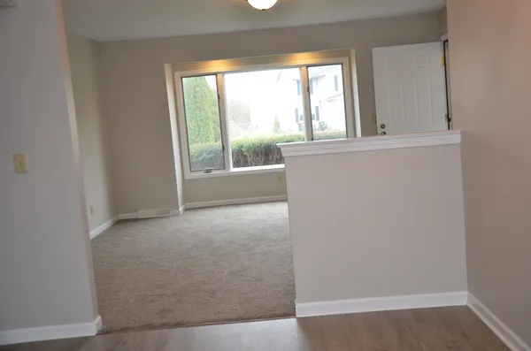 $275,000 | 2547 North 4645th Road, Unit B, Somonauk, IL 60552