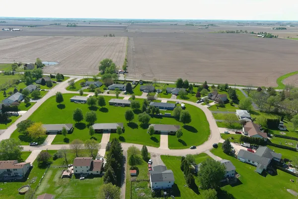 $249,000 | 2547 North 4645th Road, Unit B, Somonauk, IL 60552