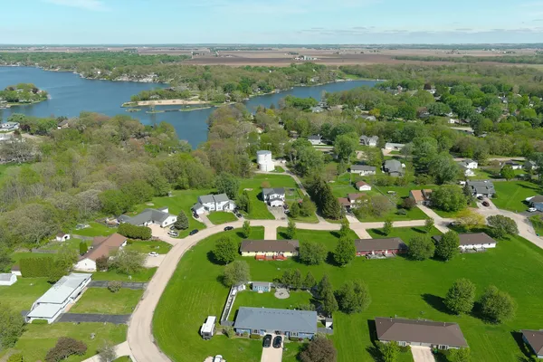 $249,000 | 2547 North 4645th Road, Unit B, Somonauk, IL 60552