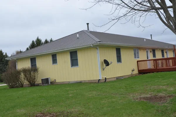 $275,000 | 2547 North 4645th Road, Unit B, Somonauk, IL 60552