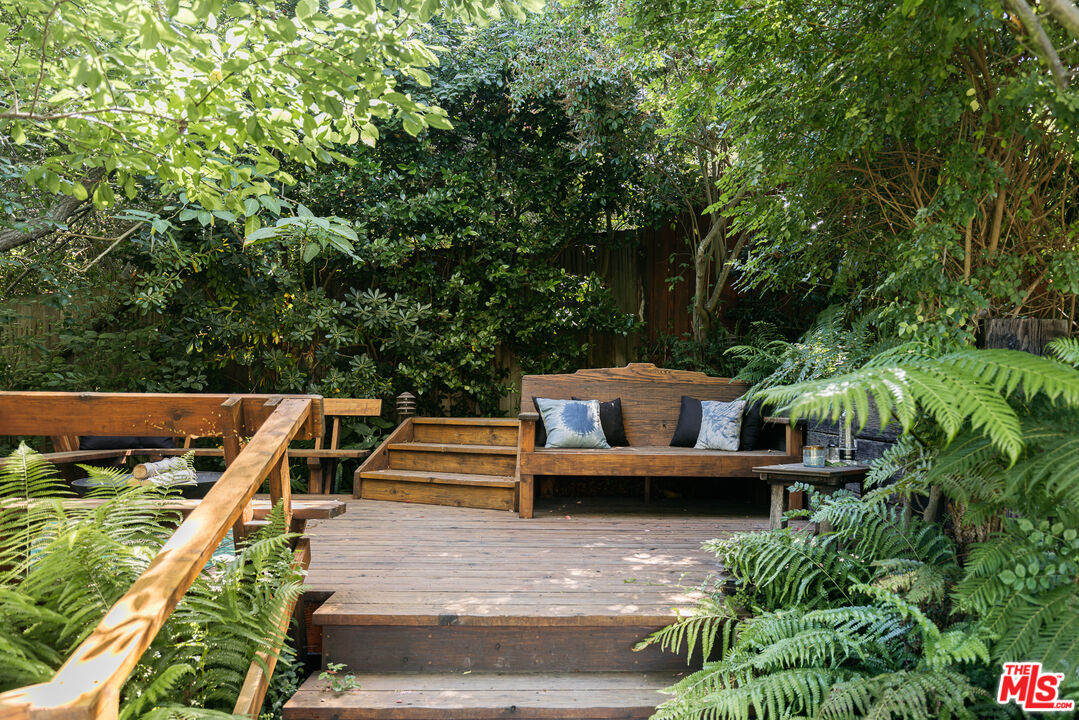 19534 Bowers Drive Topanga, CA 90290 - Photo 54 of 61