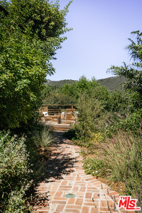 19534 Bowers Drive Topanga, CA 90290 - Photo 58 of 61