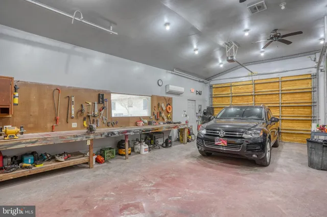 $625,000 | 651 Road 128, Clayton, DE 19938