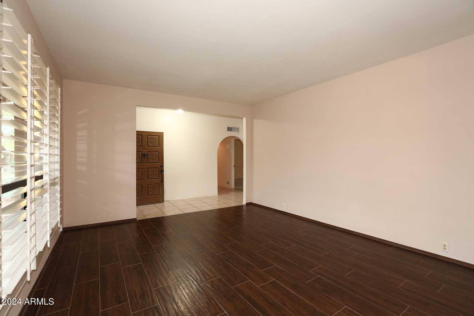 8103 East Redfield Road Scottsdale, AZ 85260 - Photo 26 of 85 Living Room2