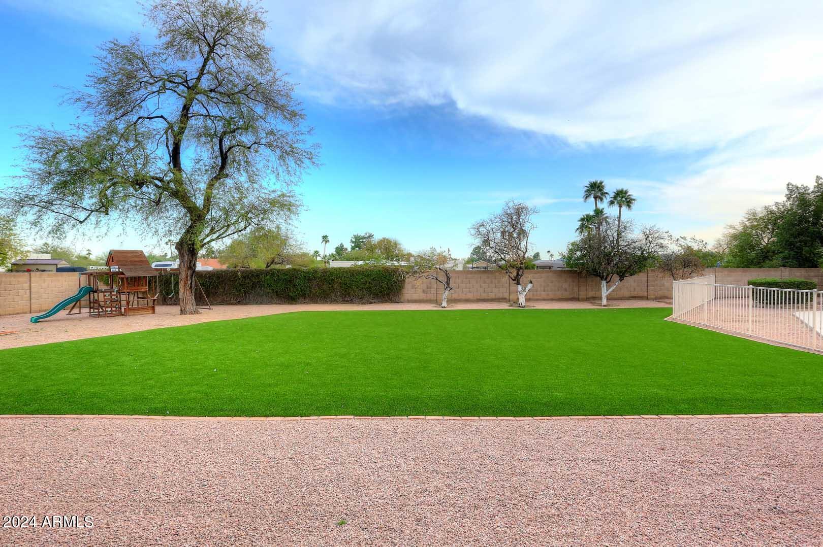 8103 East Redfield Road Scottsdale, AZ 85260 - Photo 41 of 85 Huge Grass Areaa