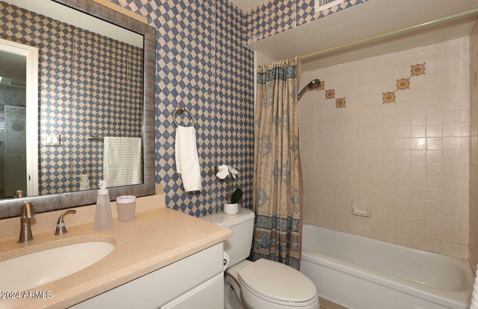 8103 East Redfield Road Scottsdale, AZ 85260 - Photo 75 of 85 2nd Hall Bath