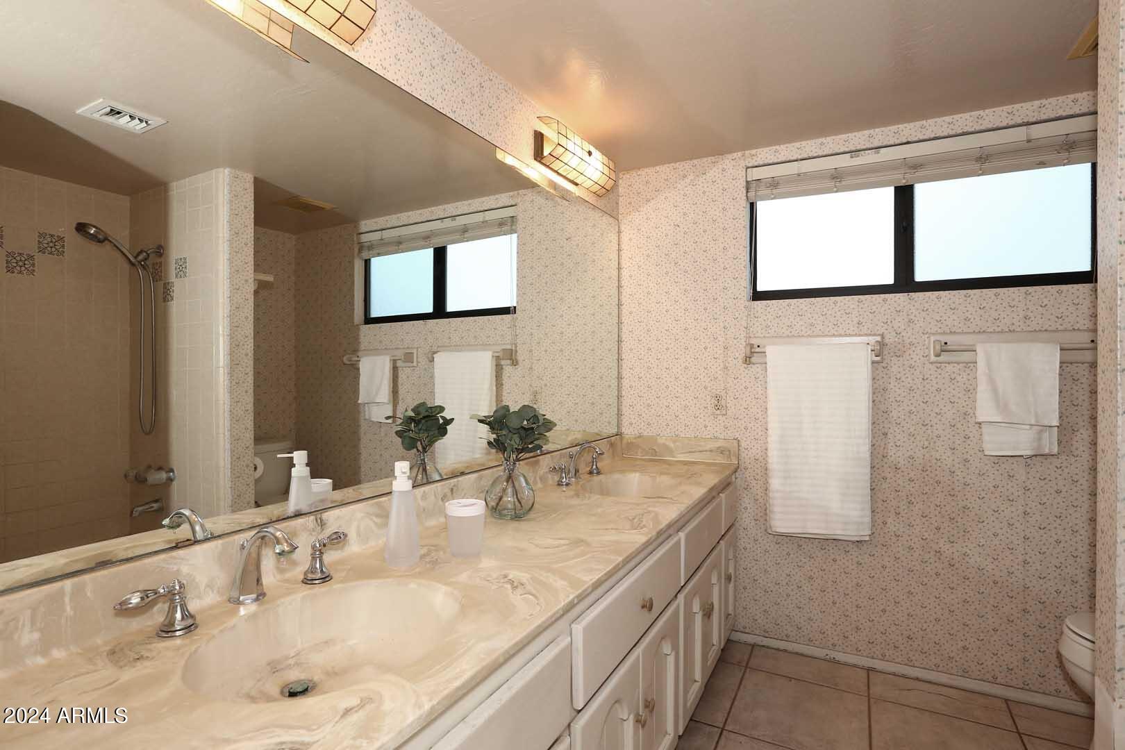 8103 East Redfield Road Scottsdale, AZ 85260 - Photo 83 of 85 Hall Bath