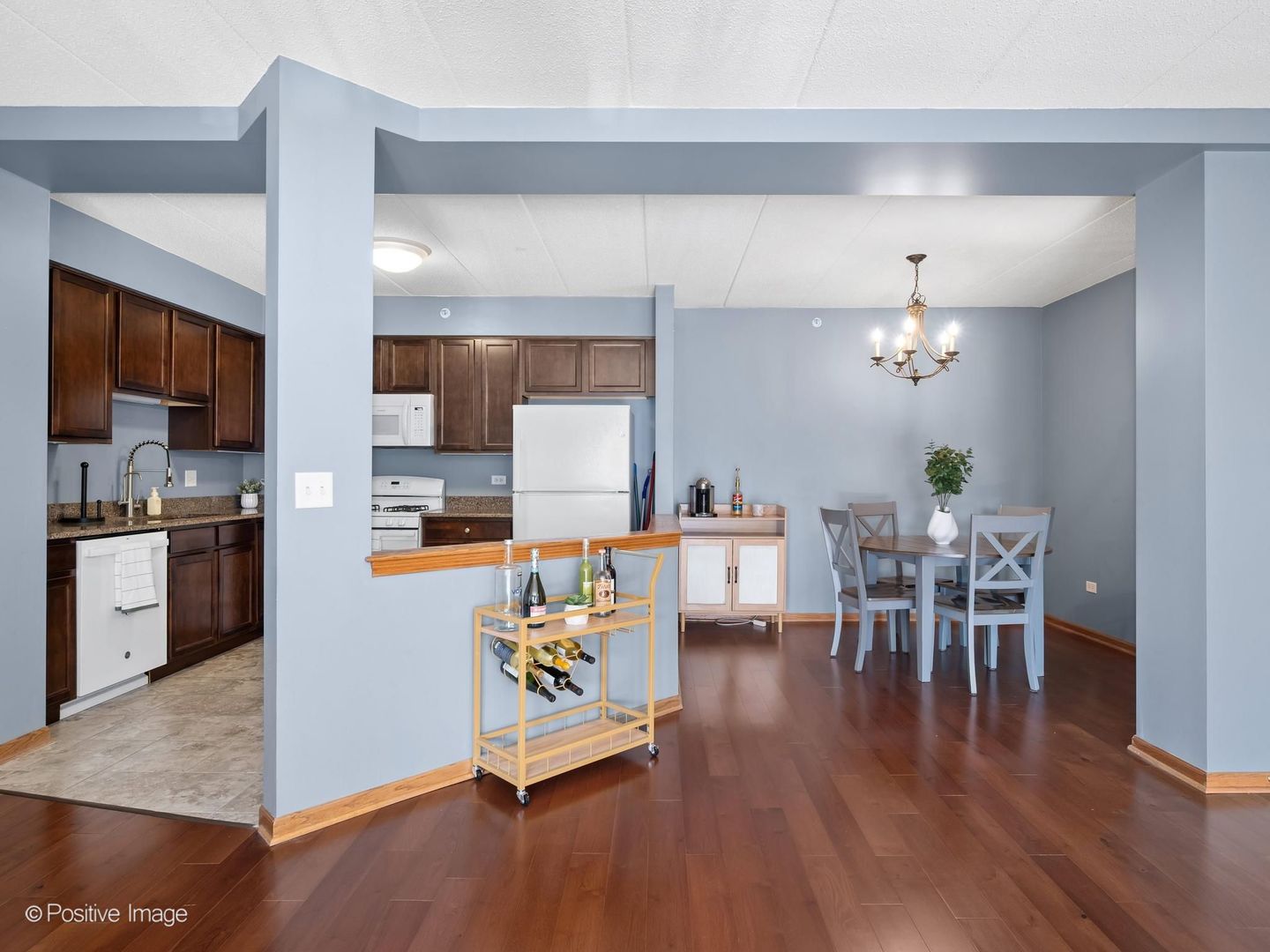 175 West Brush Hill Road, Unit 104 Elmhurst, IL 60126 - Photo 8 of 22