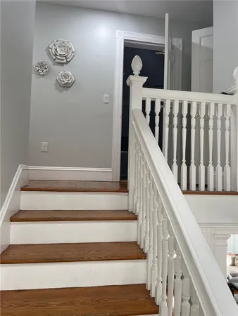 $3,800 | 1362 Narragansett Boulevard, Cranston, RI 02905