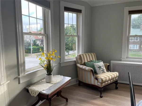 $3,800 | 1362 Narragansett Boulevard, Cranston, RI 02905