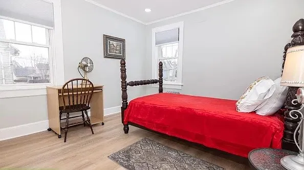 $3,800 | 1362 Narragansett Boulevard, Cranston, RI 02905