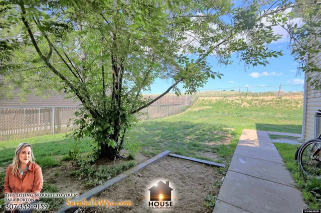 $263,000 | 925 Skyline Drive, Douglas, WY 82633