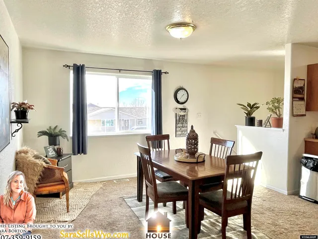 $263,000 | 925 Skyline Drive, Douglas, WY 82633