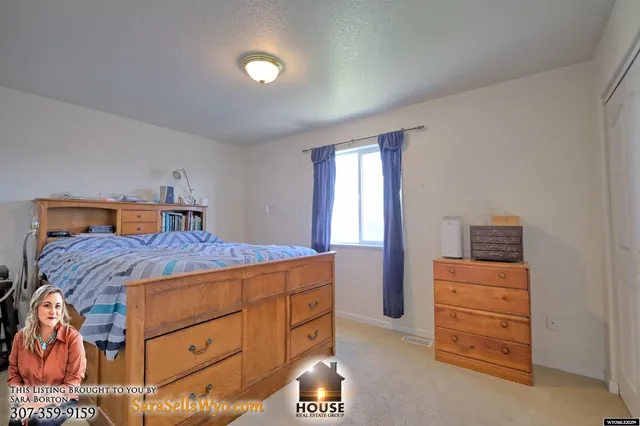 $263,000 | 925 Skyline Drive, Douglas, WY 82633