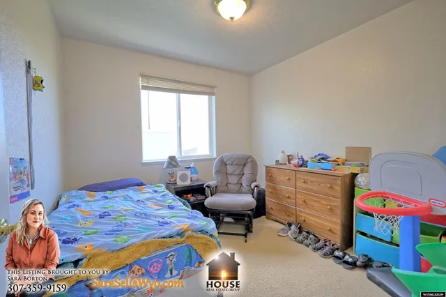 $263,000 | 925 Skyline Drive, Douglas, WY 82633