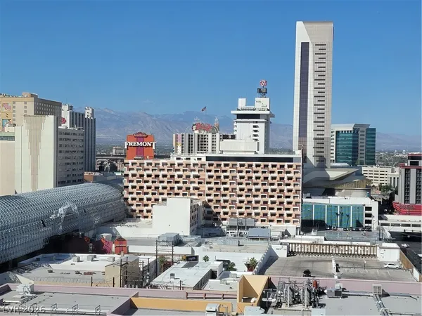 $1,800 | 150 South Las Vegas Boulevard, Unit 2202, Las Vegas, NV 89101
