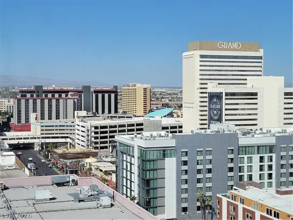 $1,800 | 150 South Las Vegas Boulevard, Unit 2202, Las Vegas, NV 89101