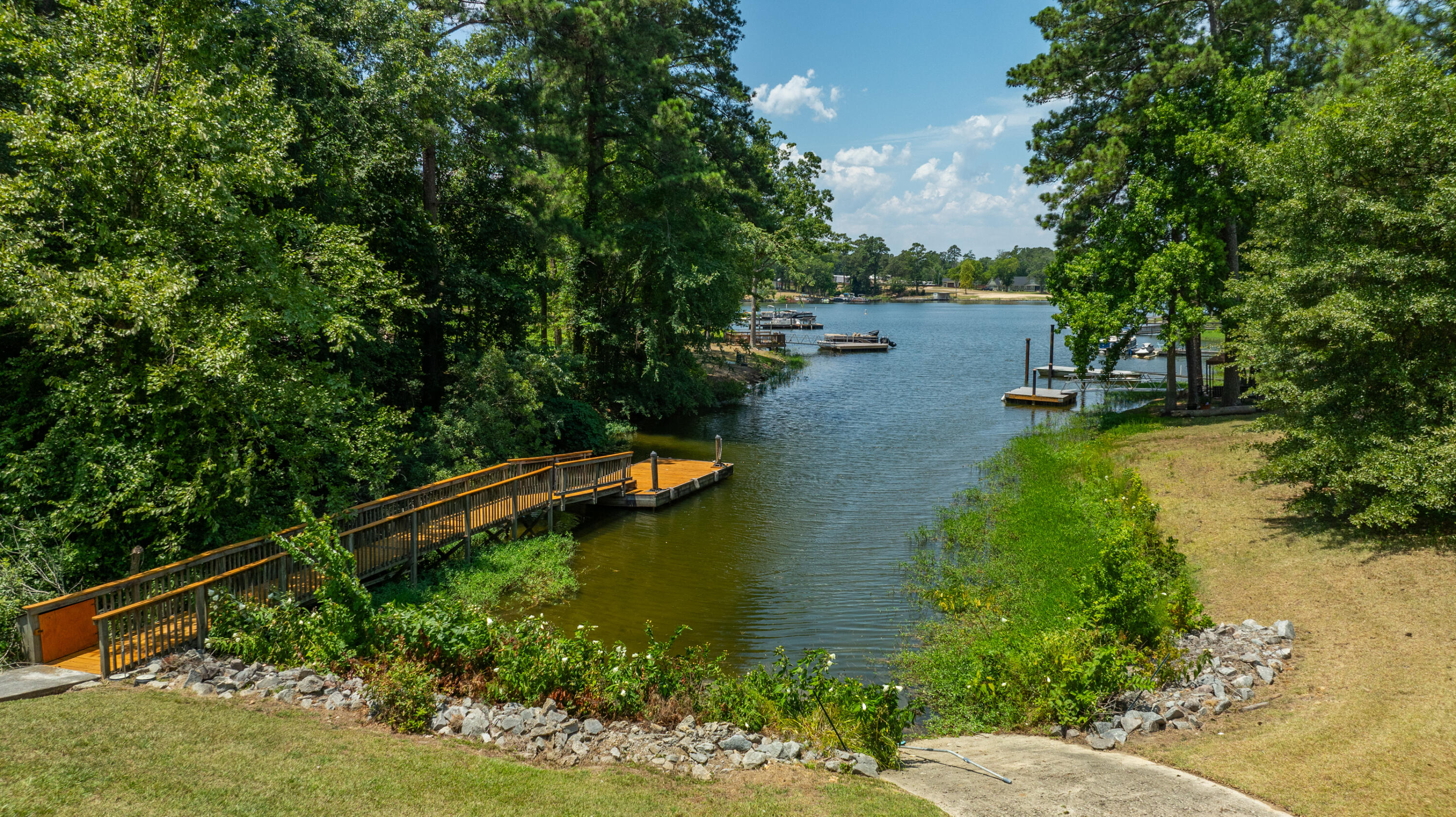 520 South Point Drive Gilbert, SC 29054 - Photo 38 of 118