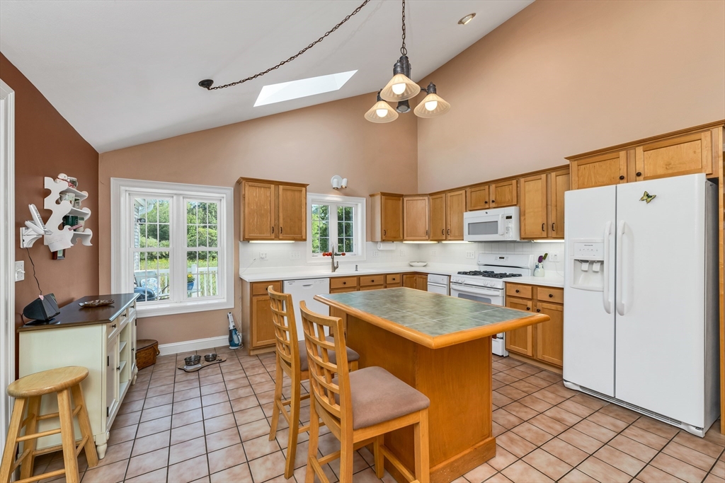 60 Hampton Meadows, Unit 60 Hampton, NH 03842 - Photo 18 of 42