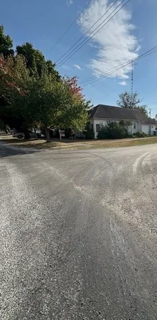 $67,500 | 401 Adams Street, Humboldt, IL 61931