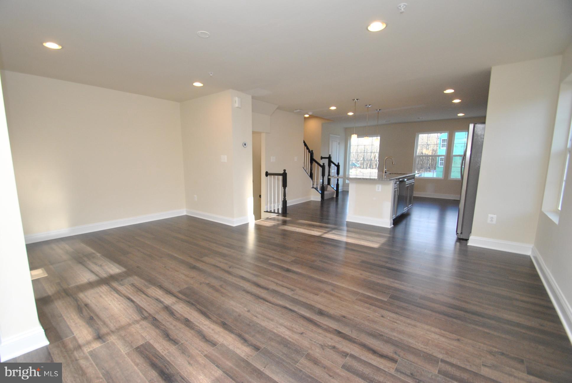 9919 Ravenhurst Road Middle River, MD 21220 - Photo 12 of 34 Gallery Image 12