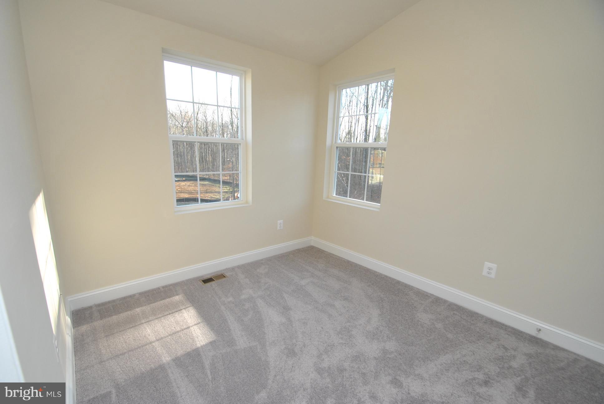 9919 Ravenhurst Road Middle River, MD 21220 - Photo 22 of 34 Gallery Image 22