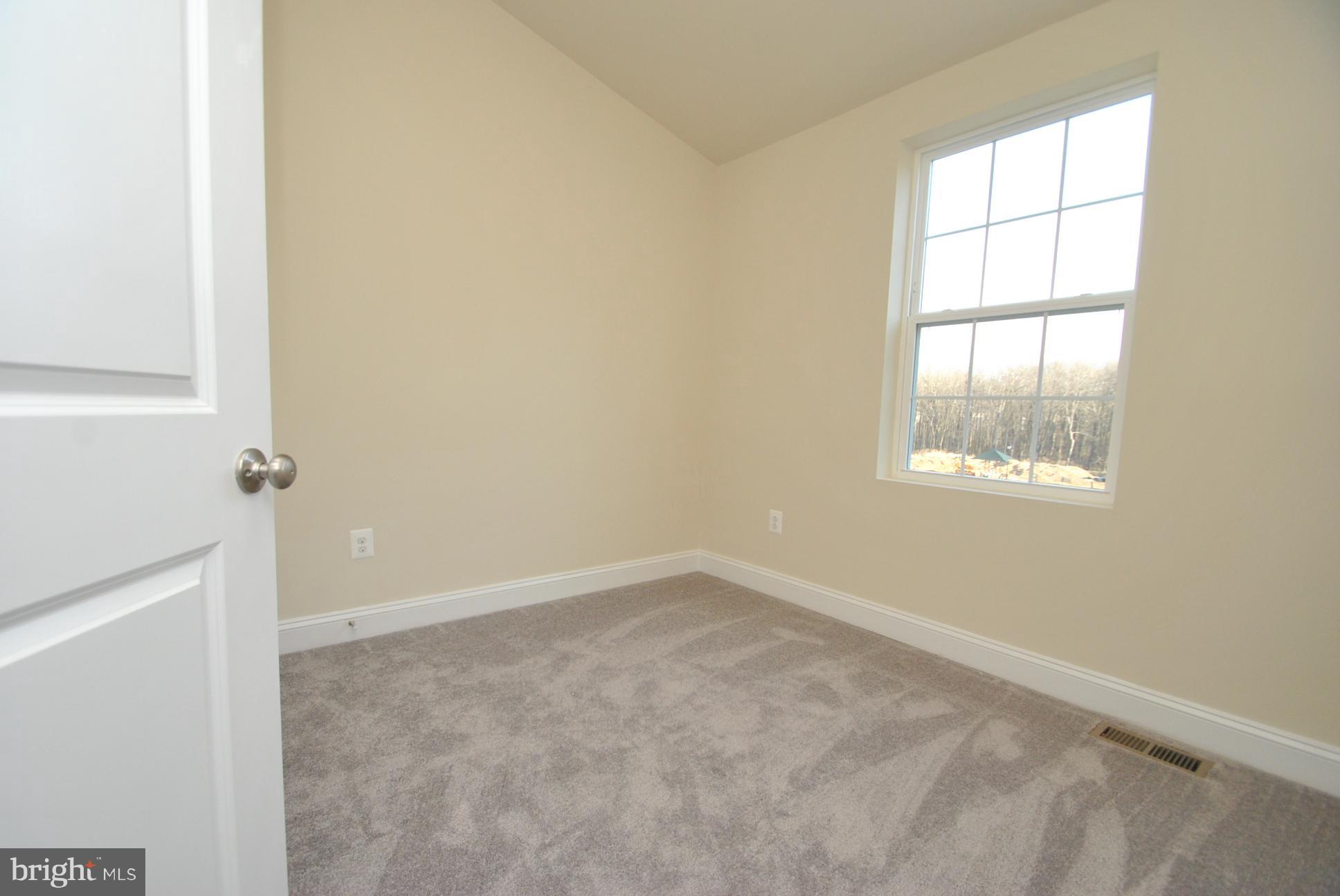 9919 Ravenhurst Road Middle River, MD 21220 - Photo 24 of 34 Gallery Image 24