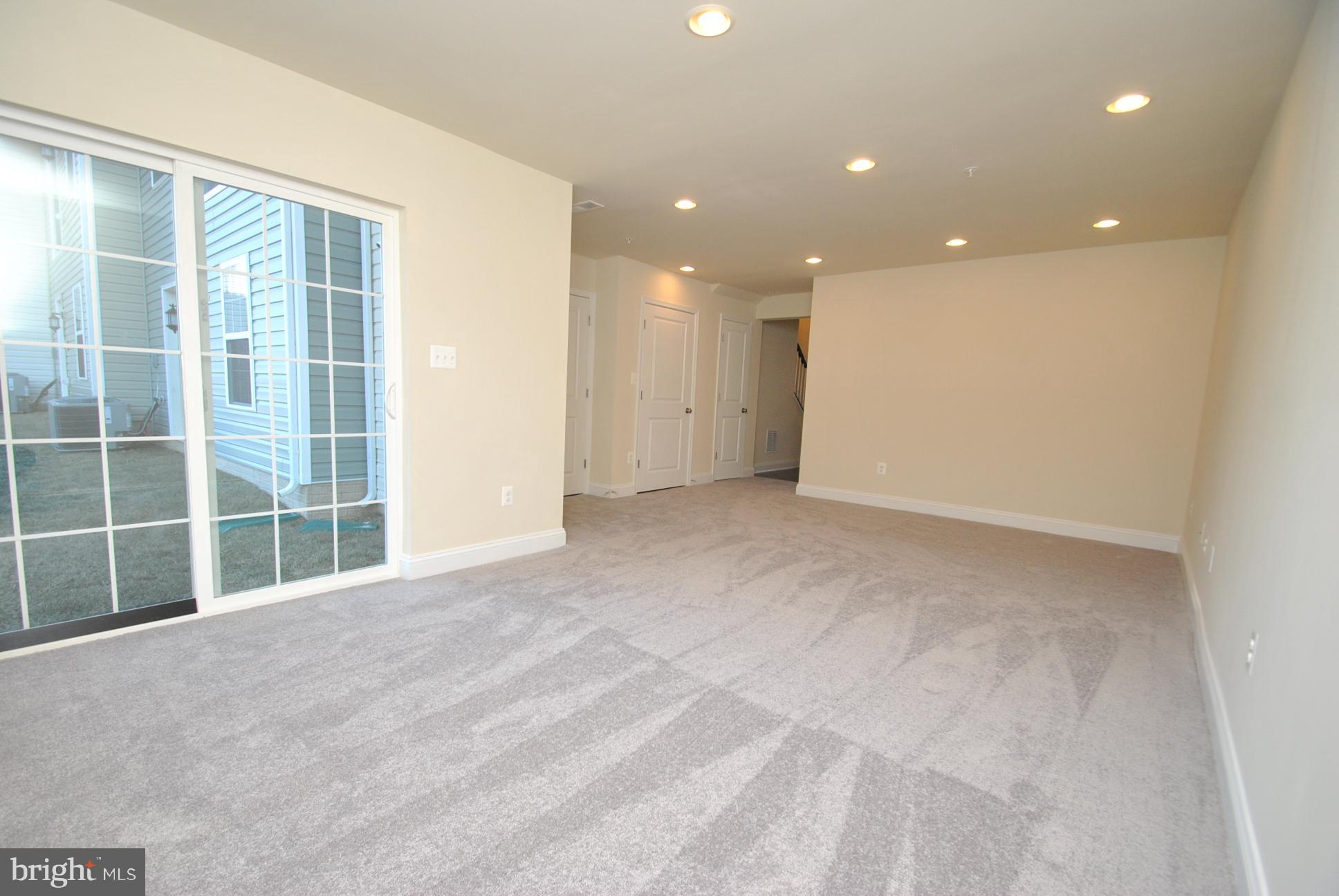 9919 Ravenhurst Road Middle River, MD 21220 - Photo 4 of 34 Gallery Image 4