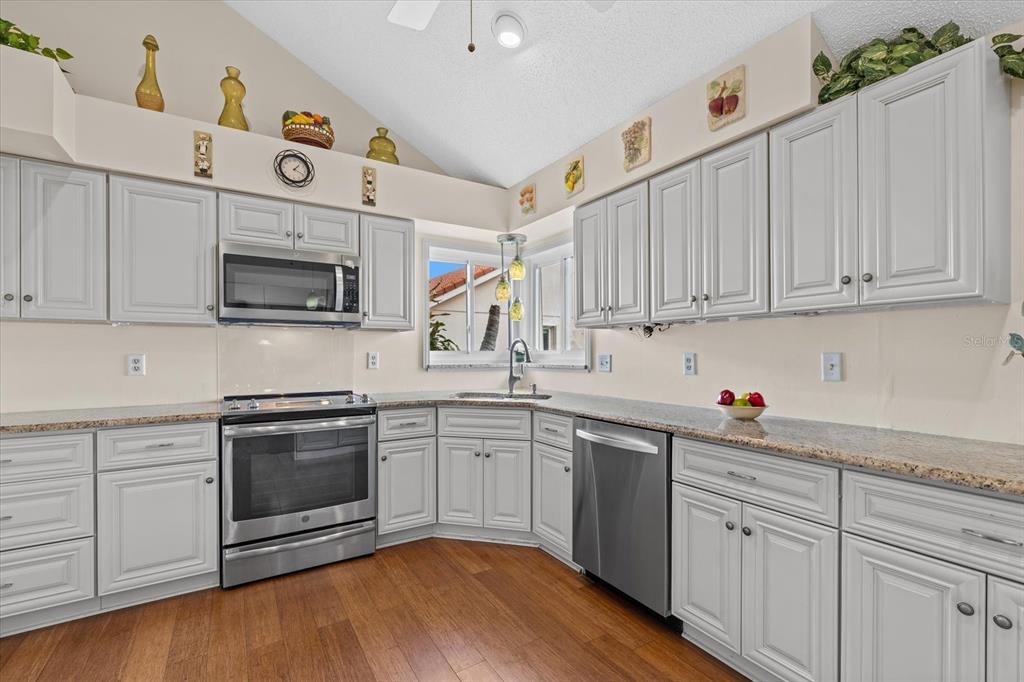 53 Inlets Boulevard, Unit 53 Nokomis, FL 34275 - Photo 15 of 49