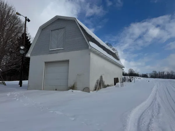 $319,900 | 10713 South 34th Street, Vicksburg, MI 49097