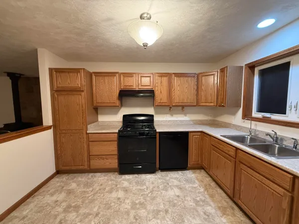 $319,900 | 10713 South 34th Street, Vicksburg, MI 49097