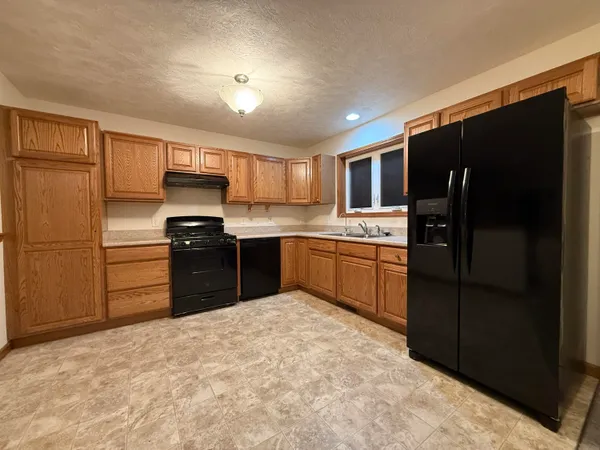 $319,900 | 10713 South 34th Street, Vicksburg, MI 49097