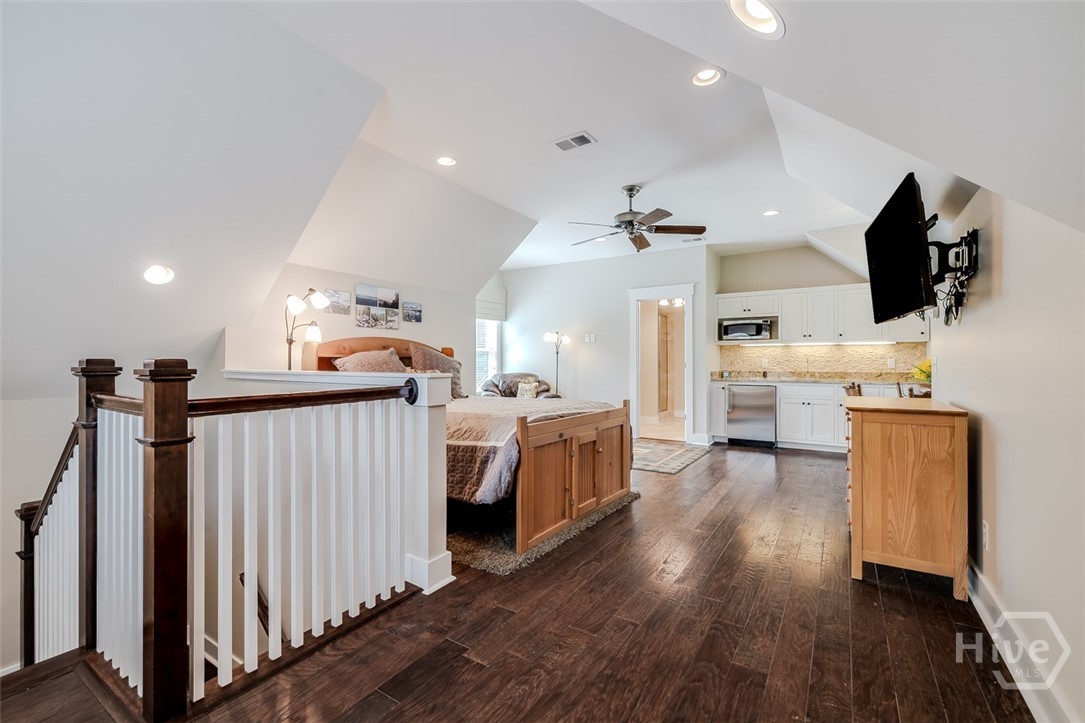36 Oldfield Village Road Bluffton, SC 29909 - Photo 67 of 74 Garage FROG - the perfect guest suite!