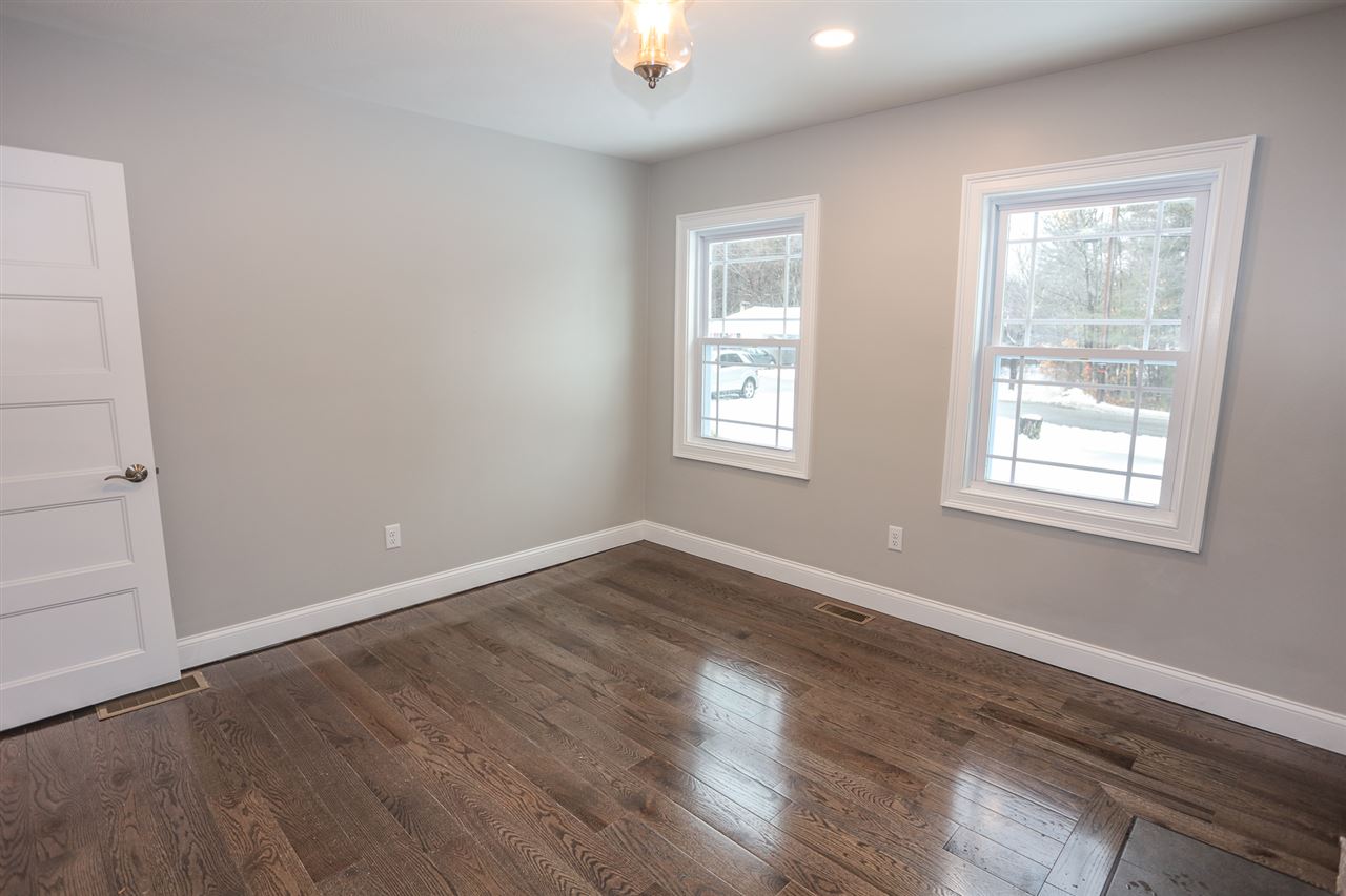 18 Benton Road Hooksett, NH 03106 - Photo 13 of 34 Gallery Image 13