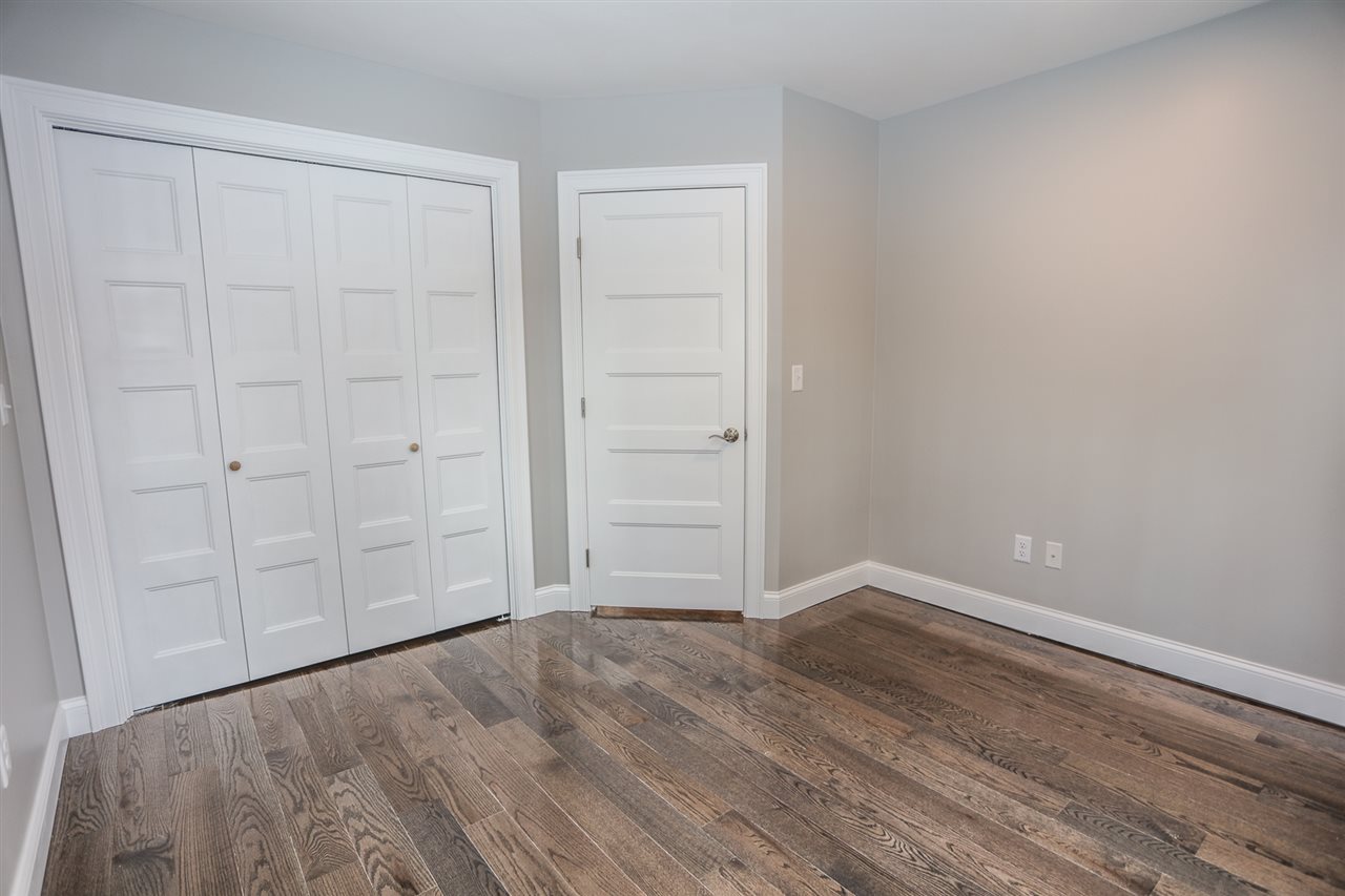 18 Benton Road Hooksett, NH 03106 - Photo 16 of 34 Gallery Image 16