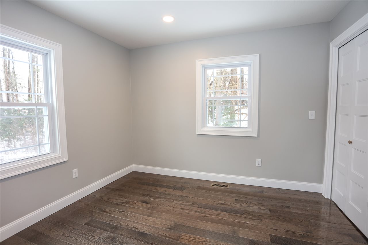 18 Benton Road Hooksett, NH 03106 - Photo 17 of 34 Gallery Image 17