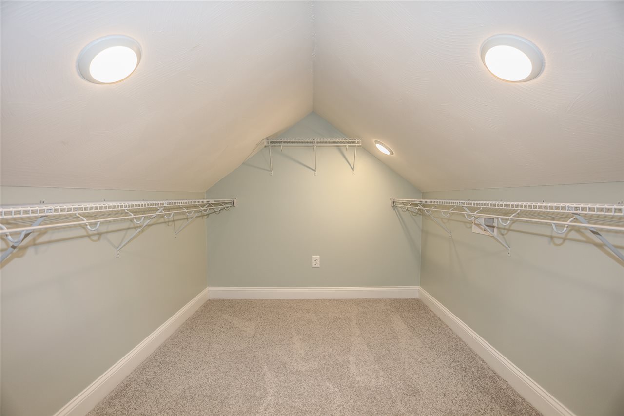 18 Benton Road Hooksett, NH 03106 - Photo 21 of 34 Gallery Image 21
