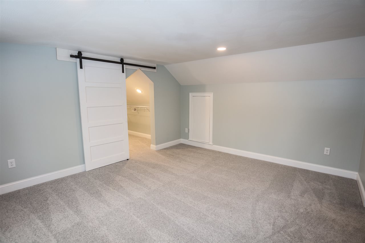 18 Benton Road Hooksett, NH 03106 - Photo 22 of 34 Gallery Image 22