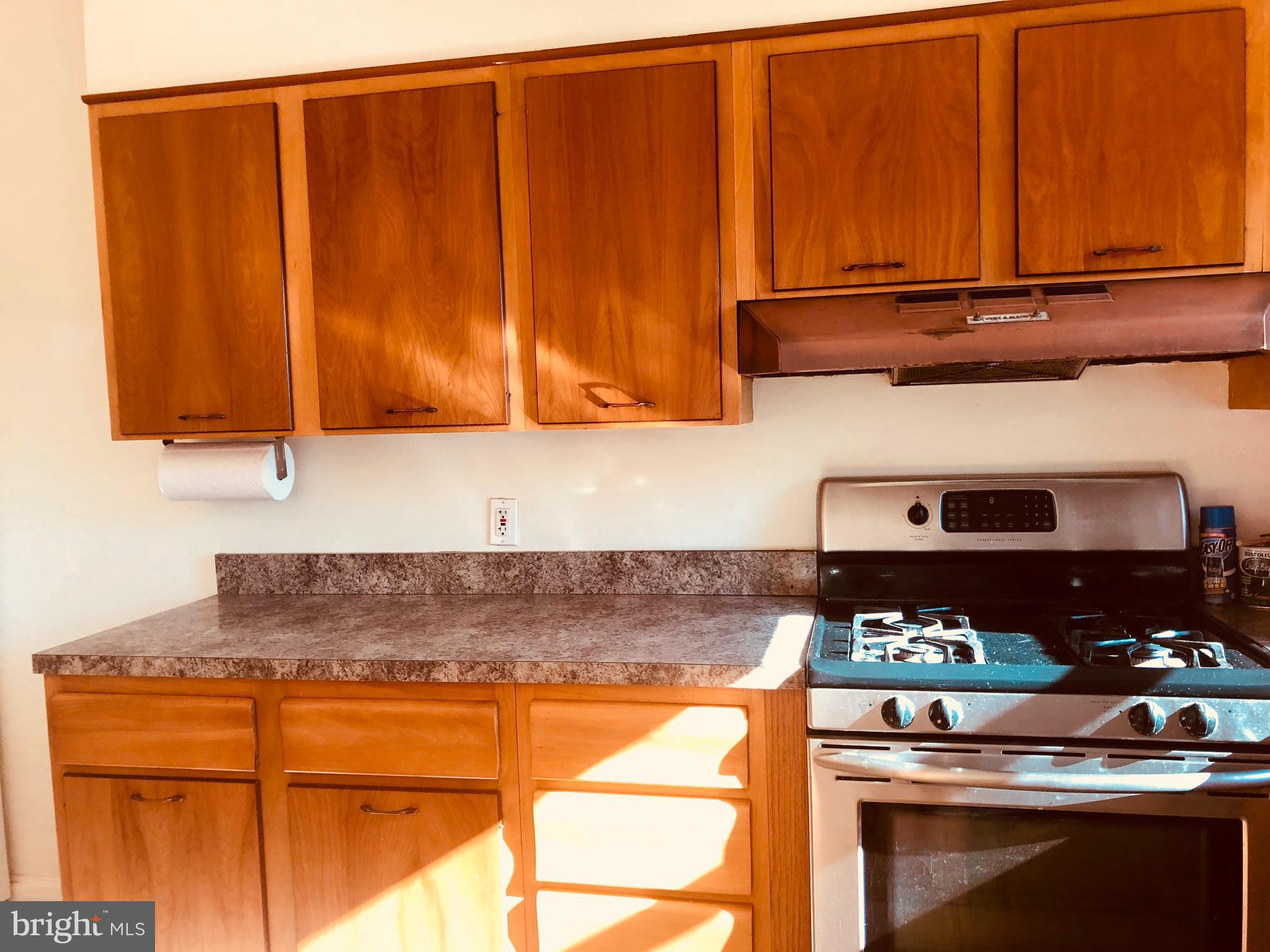 3715 Rexmere Road Baltimore, MD 21218 - Photo 5 of 26 Kitchen