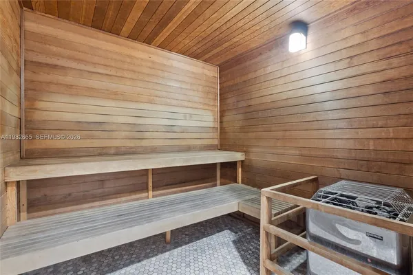 $3,300 | 10 Southwest South River Drive, Unit 1512, Miami, FL 33130