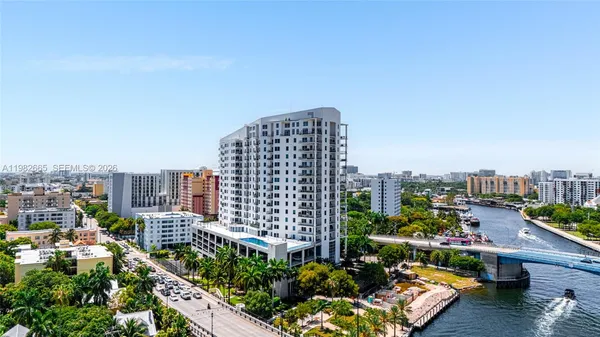$3,300 | 10 Southwest South River Drive, Unit 1512, Miami, FL 33130