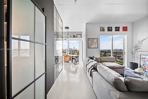 $3,300 | 10 Southwest South River Drive, Unit 1512, Miami, FL 33130