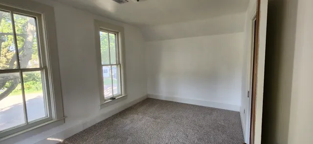 $189,900 | 724 Broadway Avenue, Sterling, IL 61081