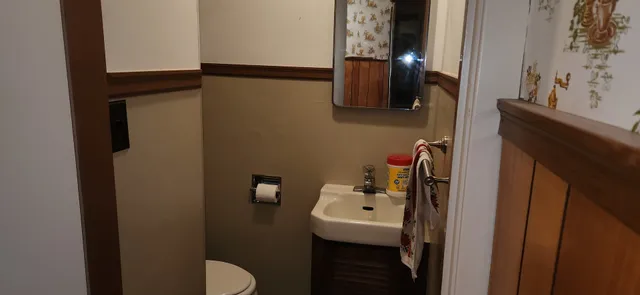 $189,900 | 724 Broadway Avenue, Sterling, IL 61081