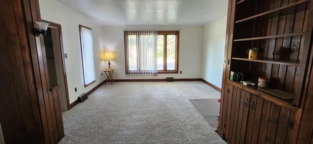 $189,900 | 724 Broadway Avenue, Sterling, IL 61081