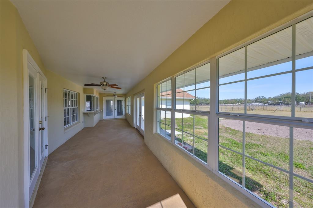4955 Reece Road Plant City, FL 33566 - Photo 25 of 31 Close porch