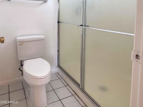 $2,200 | 16811 North 32nd Avenue, Phoenix, AZ 85053