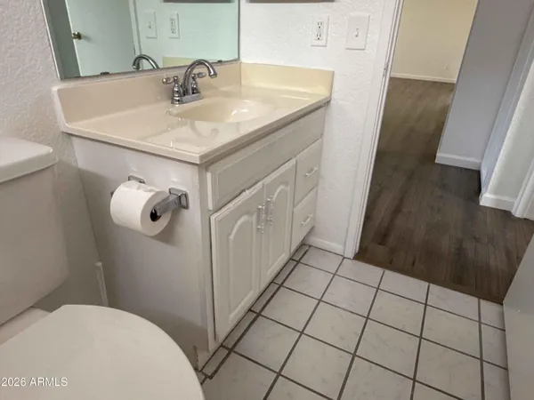 $2,200 | 16811 North 32nd Avenue, Phoenix, AZ 85053